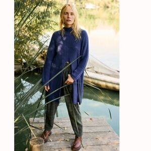 FP- Coco Sweater Pullover in color vanguard